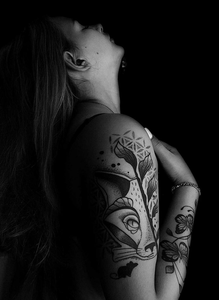 Tattooshop Goirle tattoo vos black/grey